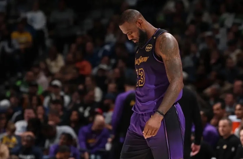 开云中国-湖人队惨败后更衣室爆发冲突，主帅回应，基本其中来自系统.-开云中国